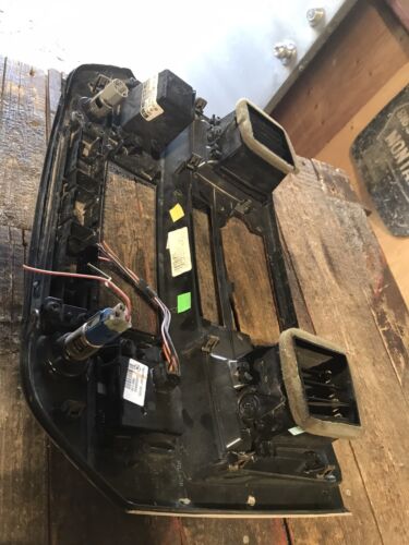 2006-2009 DODGE RAM LARAMIE TRUCKS CENTER CONSOLE RADIO BEZEL SURROUND