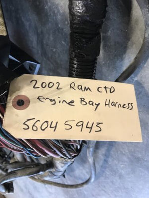 2002 DODGE RAM 2500 3500 CUMMINS ENGINE BAY WIRING HARNESS FUSEBOX 56045945AI