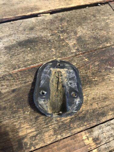 1989-1993 DODGE RAM 150 250 350 EBRAKE CABLE COVER ON CAB FLOOR