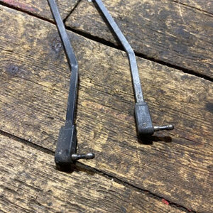 1989-1993 DODGE RAM 150 250 350 CUMMINS WINDSHIELD WIPER ARMS SET OEM