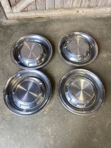 OEM 1989-1993  Hub Cap &amp; Ring Set  1st Gen Dodge Ram 250 Cummins