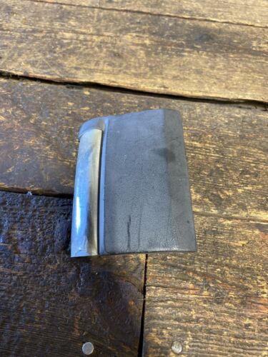 1989-1993 DODGE RAM 150 250 350 RH PASSENGER SIDE REG CAB CORNER TRIM 4357492