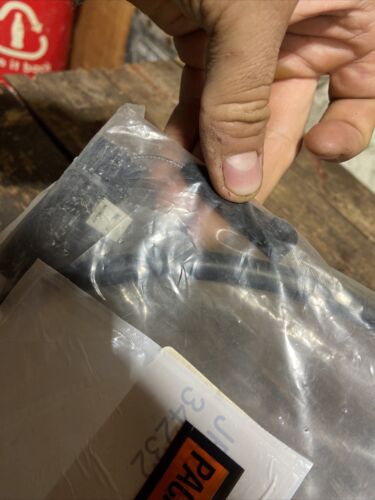 BRAND NEW 1996- 2004 DODGE RAM CUMMINS AUTOMATIC TRANS KICKDOWN CABLE 52107742AC