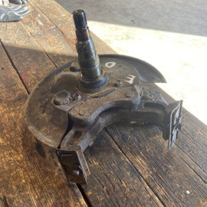 1989-1993 DODGE RAM D250 D350 1ST GEN CUMMINS DRIVER SPINDLE STEERING KNUCKLE