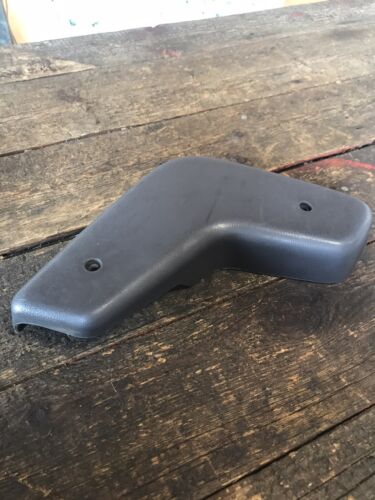 1989-1993 DODGE RAM LEFT DRIVER SIDE PLASTIC GREY HINGE COVER REG CAB BENCH SEAT