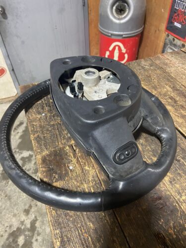 2004 - 2009 DODGE RAM 2500 3500 COMPLETE STEERING WHEEL W CRUISE VOLUME CONTROLS