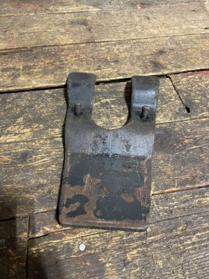 1991 .5 1992 1993 DODGE RAM 250 350 CUMMINS 2WD AUTO TRANSMISSION MOUNT BRACKET