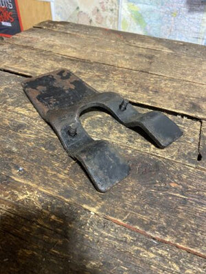 1991 .5 1992 1993 DODGE RAM 250 350 CUMMINS 2WD AUTO TRANSMISSION MOUNT BRACKET