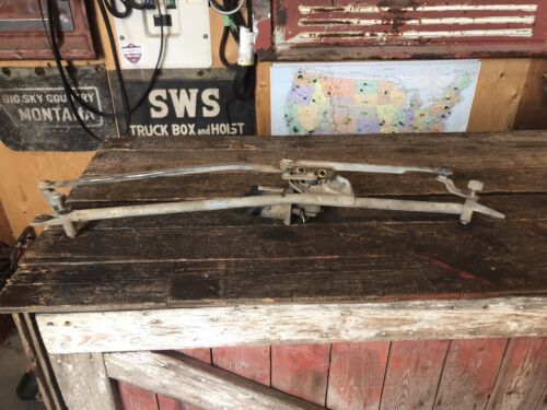 1994 - 2002 DODGE RAM 1500 2500 3500 WIPER MOTOR &amp; LINKAGE ASSEMBLY 55076549AH