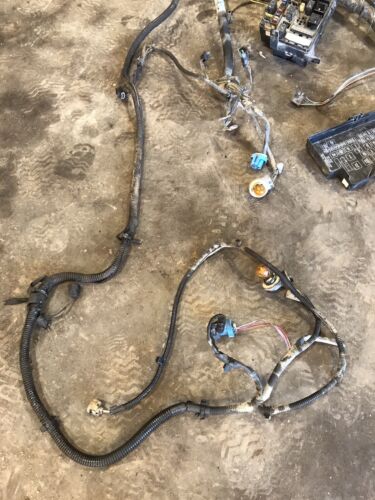 2001 DODGE RAM 2500 3500 CUMMINS AUTOMATIC ENGINE BAY FUSEBOX HARNESS 56045945AF