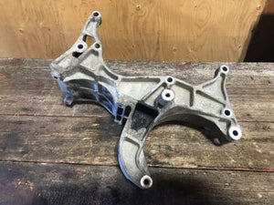 3.9L 5.2L 5.9L DODGE RAM MOPAR / JEEP A/C COMPRESSOR ALTERNATOR BRACKET 53008613