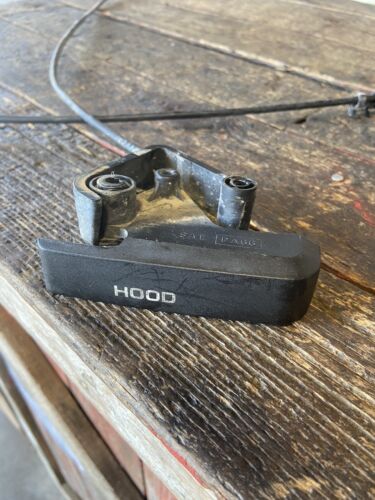 OEM 1994 - 2002 DODGE RAM 2500 3500 HOOD LATCH RELEASE CABLE &amp; HANDLE 55076343