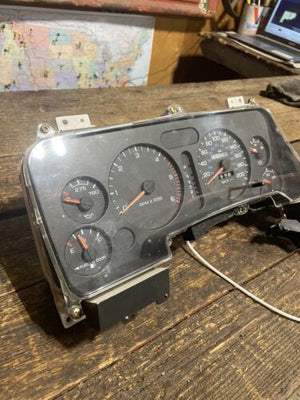 1994 19951996 1997 DODGE RAM 2500 3500 CUMMINS GAUGE INSTRUMENT CLUSTER 56006841