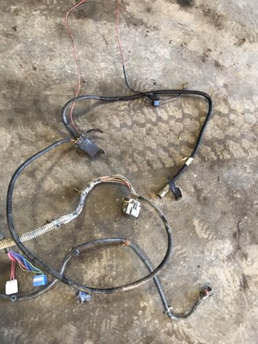 2001 DODGE RAM 2500 3500 CUMMINS AUTOMATIC ENGINE BAY FUSEBOX HARNESS 56045945AF