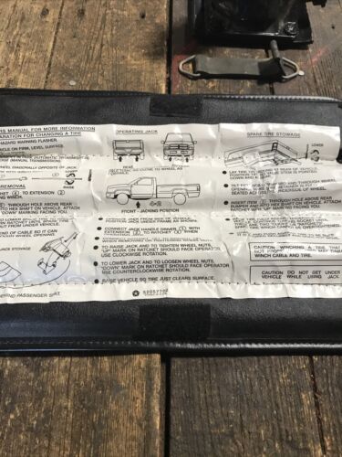 MINT! 1994-2002 DODGE RAM 2500 CUMMINS OEM JACK &amp; TOOL TIRE IRON SET