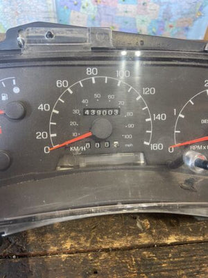 1999 FORD F250 F350 7.3L DIESEL AUTOMATIC INSTRUMENT SPEEDOMETER GAUGE CLUSTER