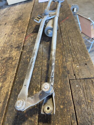 1994-2001 DODGE RAM 1500 2500 3500 CUMMINS WIPER MOTOR &amp; WIPER ARM ASSEMBLY 