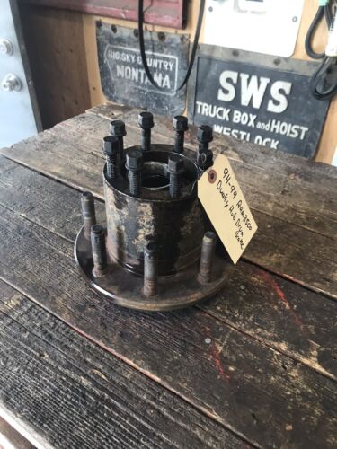 1994-1999 DODGE RAM 3500 DUALLY WHEEL HUB WITH DRUM BRAKES