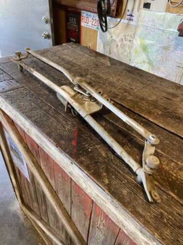 1994-2001 DODGE RAM 1500 2500 3500 CUMMINS WIPER MOTOR &amp; WIPER ARM ASSEMBLY 