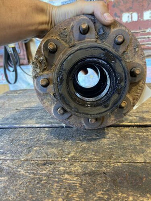 1989-1993 DODGE RAM 250 1ST GEN CUMMINS SINGLE REAR WHEEL HUB FOR DANA 70 DIFF