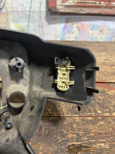 2004 - 2009 DODGE RAM 2500 3500 STEERING WHEEL BACK WITH VOLUME CONTROLS