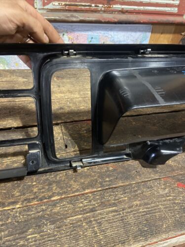 1994 1995 1996 1997 DODGE RAM 1500 2500 3500 RADIO GAUGE SURROUND DASH BEZEL
