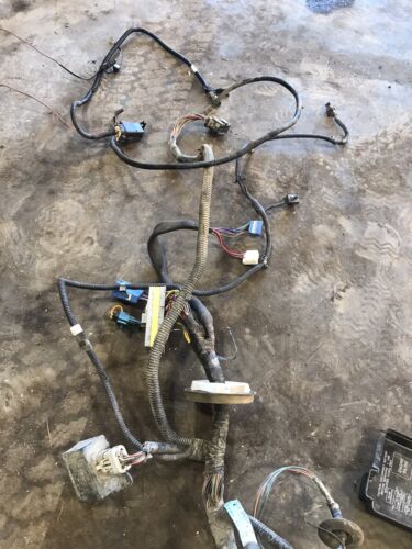 2001 DODGE RAM 2500 3500 CUMMINS AUTOMATIC ENGINE BAY FUSEBOX HARNESS 56045945AF