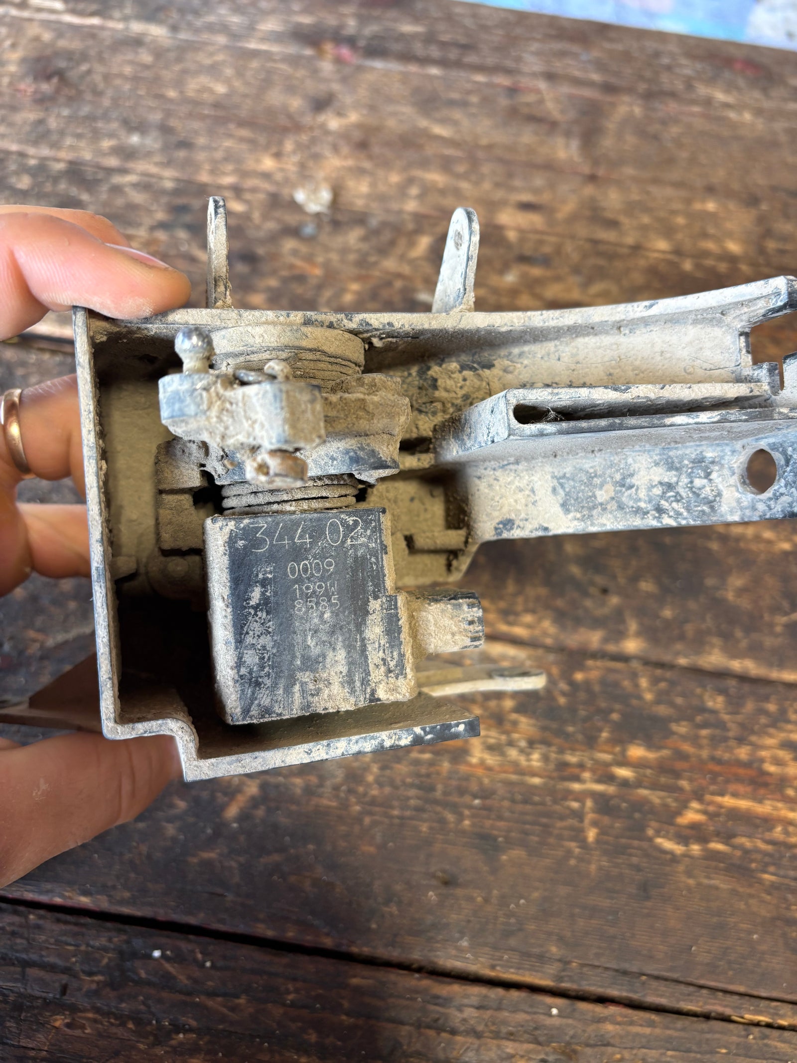 2003 2004 DODGE RAM 2500 3500 CUMMINS THROTTLE POSITION SENSOR TPS (UNDER BATTERY BOX)