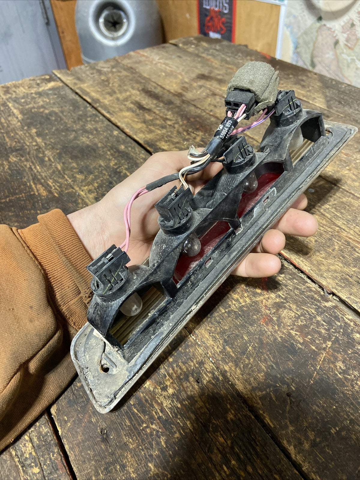 1994-2002 2ND GEN DODGE RAM 1500/2500/3500 3RD BRAKE LIGHT 