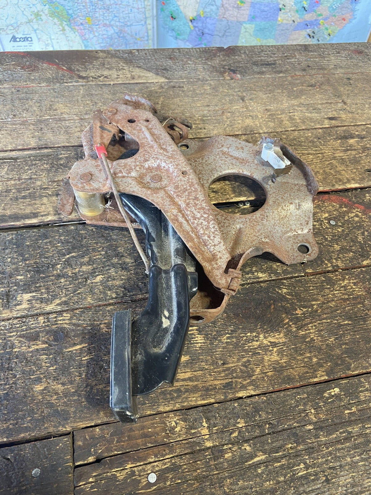 2003 - 2009 DODGE RAM 2500 3500 EMERGENCY EBRAKE BRAKE PEDAL ASSEMBLY 52010176AB