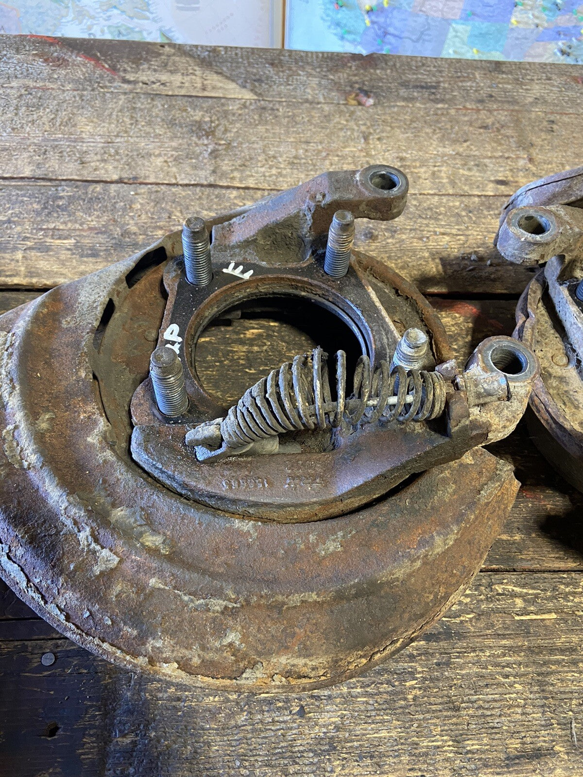 FORD DANA 80 SET OF REAR CALIPER BRACKETS EBRAKE CABLE HOLDER