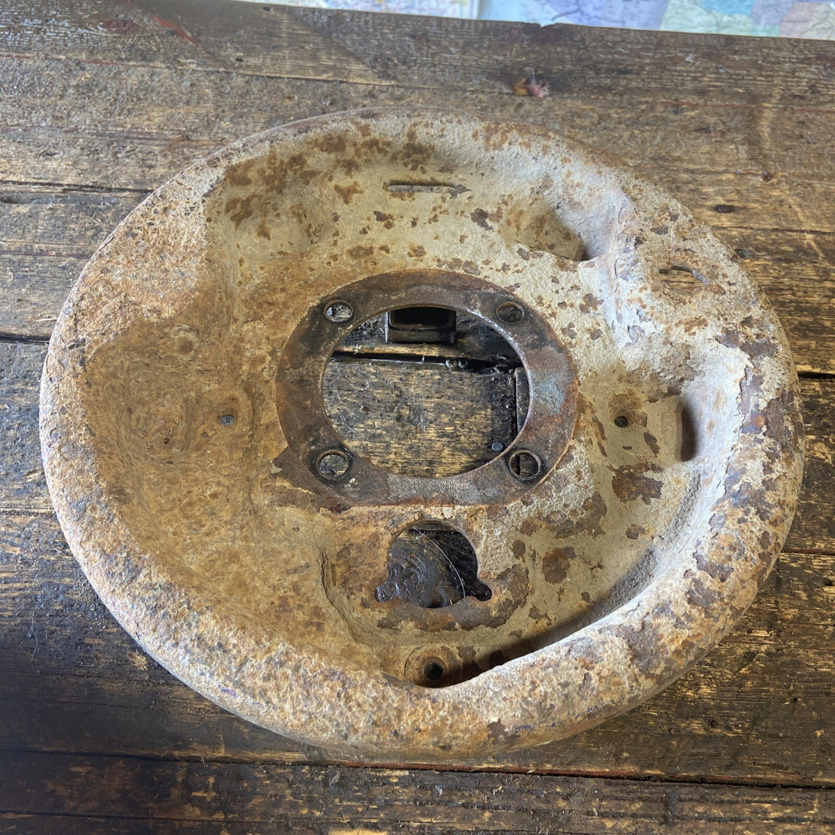 1989 -1993 DODGE RAM 250 SINGLEWHEEL PASSENGER SIDE BRAKE BACKING PLATE 324913-R