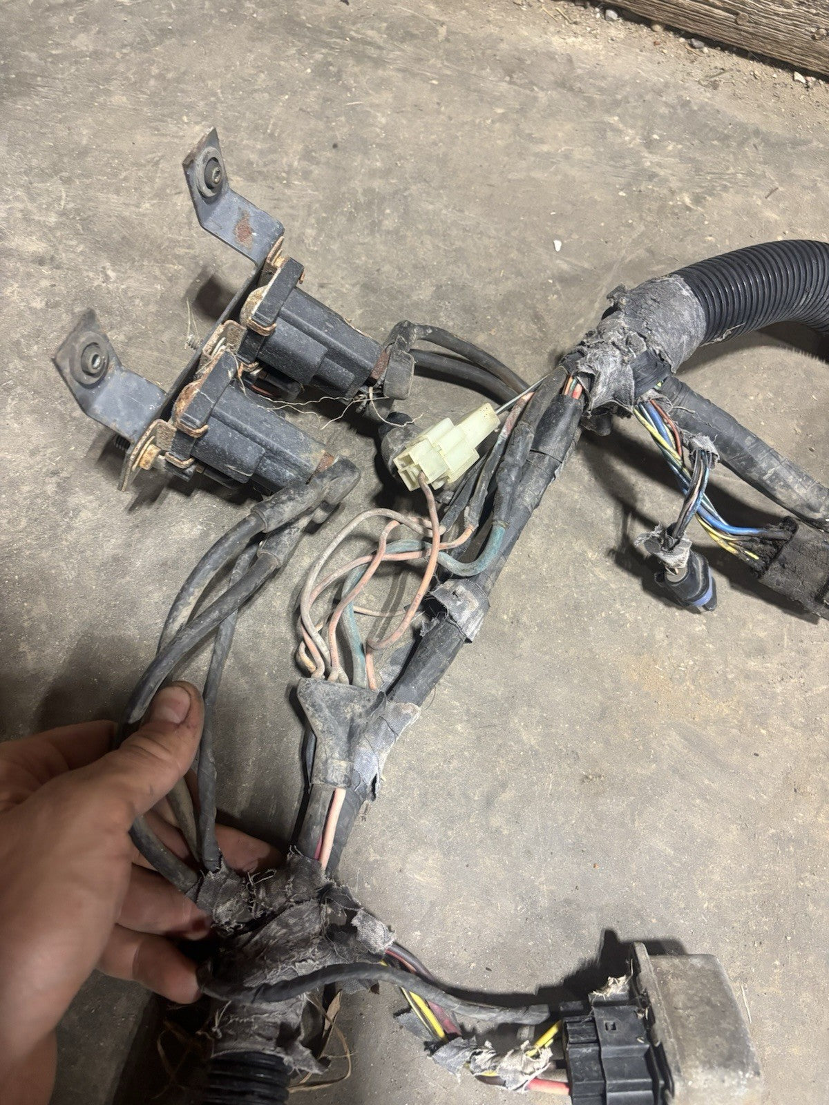 1991 DODGE RAM 250 350 CUMMINS AUTO NON IC NO OD ENGINE BAY HARNESS 56016316