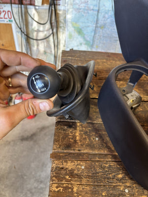 1998-2002 DODGE RAM 2500 3500 SHIFTER SURROUND CONSOLE CUPHOLDER BOOTS DARK GREY