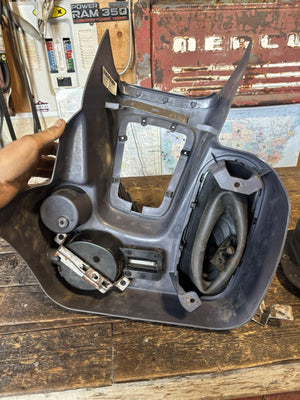 1998-2002 DODGE RAM 2500 3500 LIGHT GREY MANUAL SHIFTER CONSOLE SURROUND + BOOTS