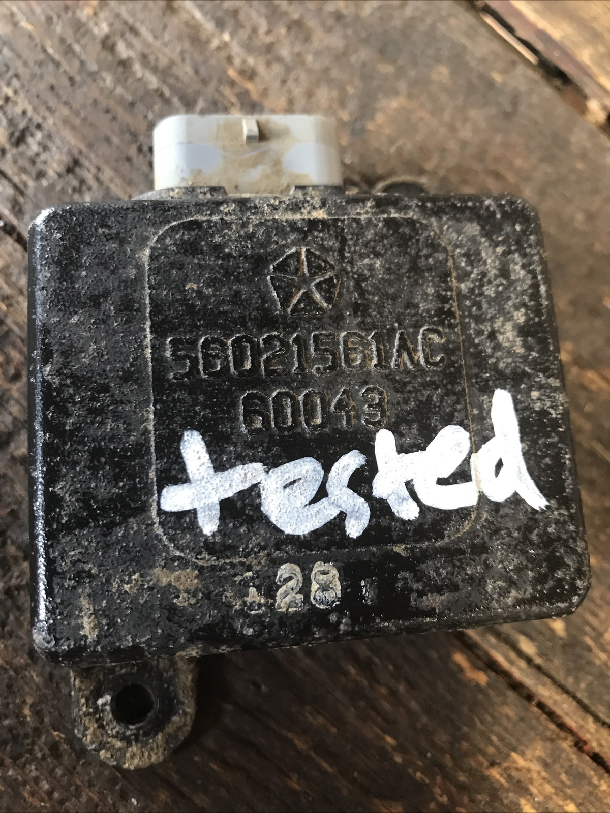 1999-2002 DODGE RAM 1500 2500 3500 DAYTIME RUNNING MODULE 56021561AC WORKS GOOD