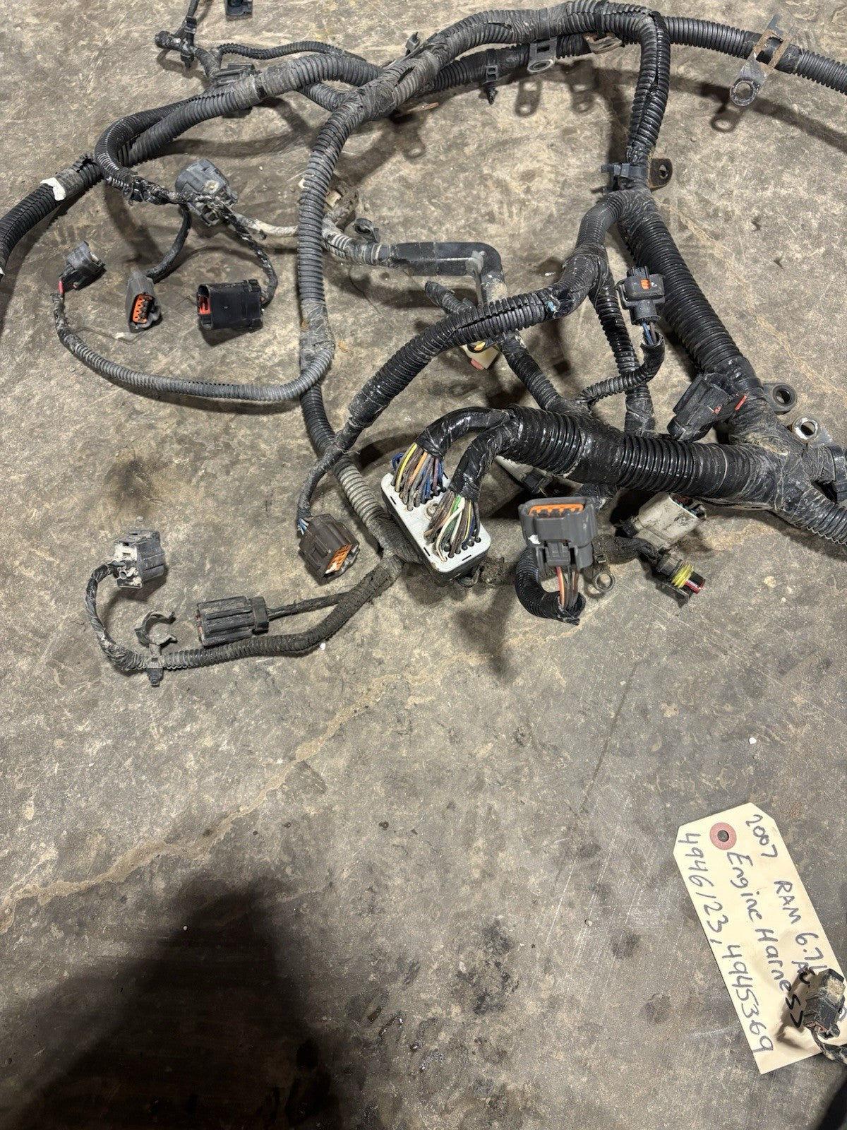 2007 .5 DODGE RAM 6.7L AUTOMATIC COMPLETE ENGINE HARNESS PN 4946123 4945369