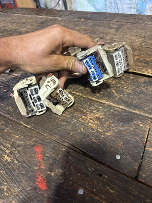 2006 DODGE RAM 5.9L CUMMINS TIPM INTEGRATED CONTROL MODULE PIG TAILS