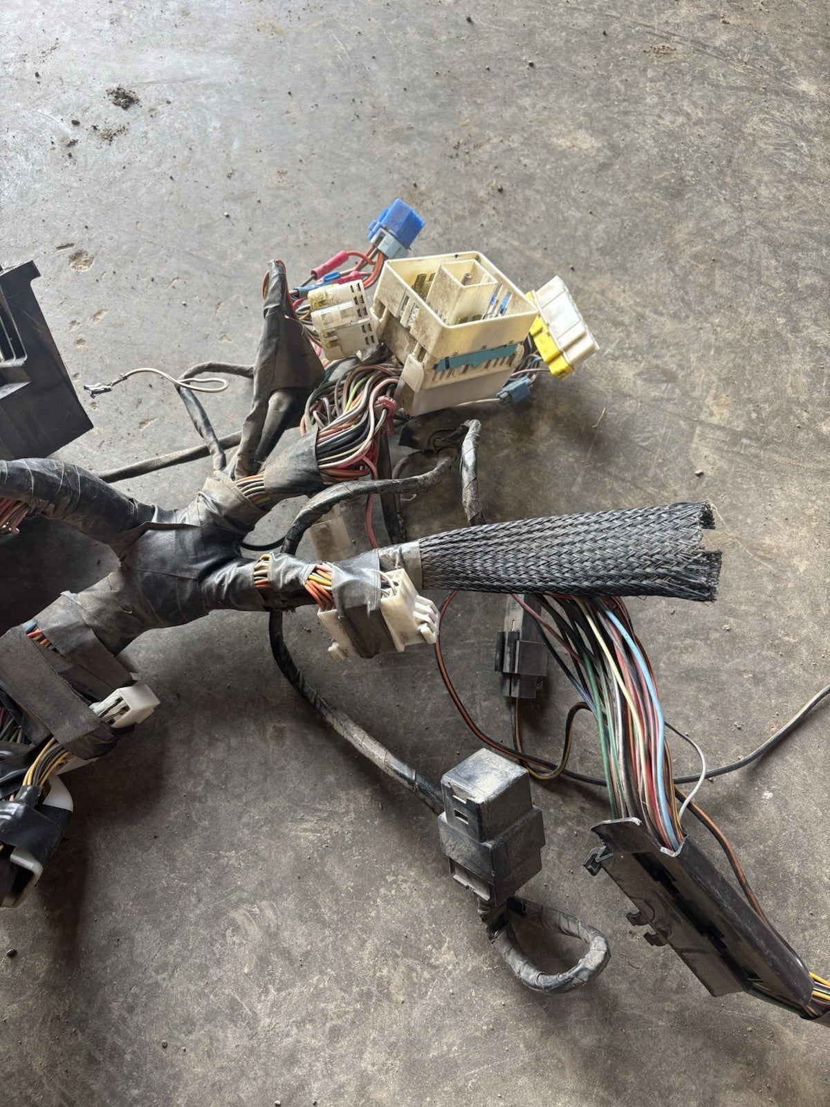 1995 DODGE RAM 2500 3500 CUMMINS DASH WIRING HARNESS AUTO Or MANUAL PN 56020569