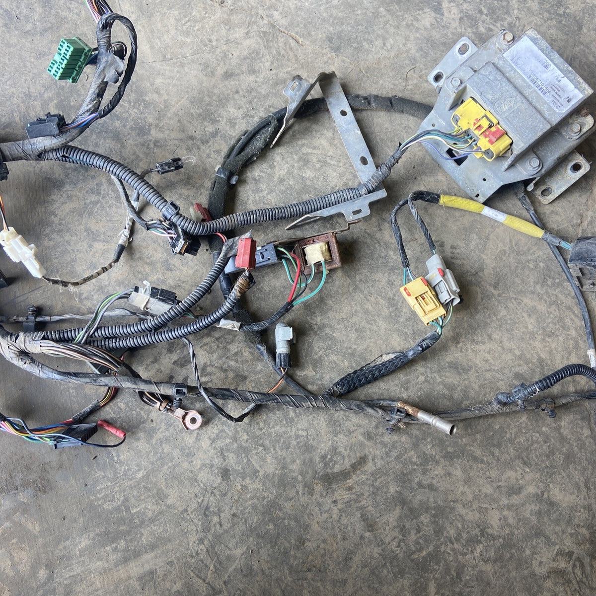 2001 2002 DODGE RAM 2500 3500 CUMMINS MANUAL TRANS DASH WIRING HARNESS 56045362