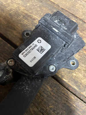 2006 DODGE RAM 2500 3500 5.9l CUMMINS ACCELERATOR GAS PEDAL 53032794ab