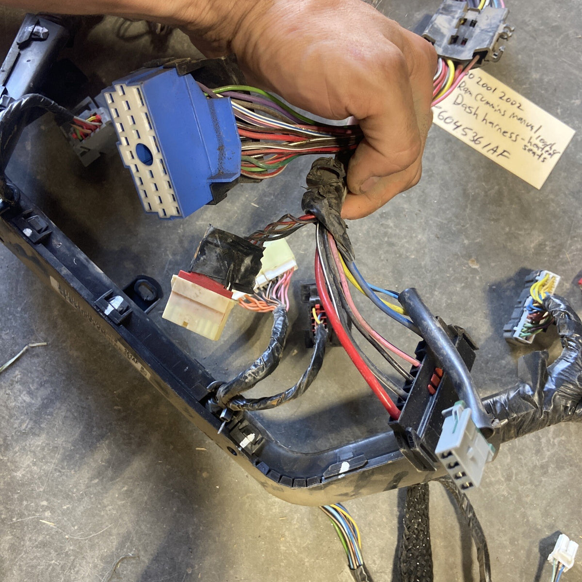 2000 - 2002 DODGE RAM CUMMINS MANUAL DASH WIRING HARNESS HEATED SEATS 56045361AF