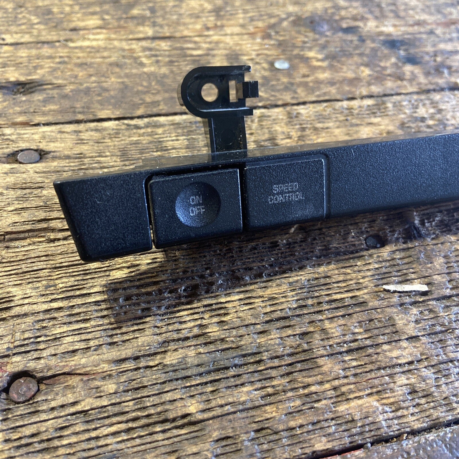 1989 1990 1991 DODGE RAM 250 350 CUMMINS CRUISE CONTROL SWITCH CONTROL 4360173