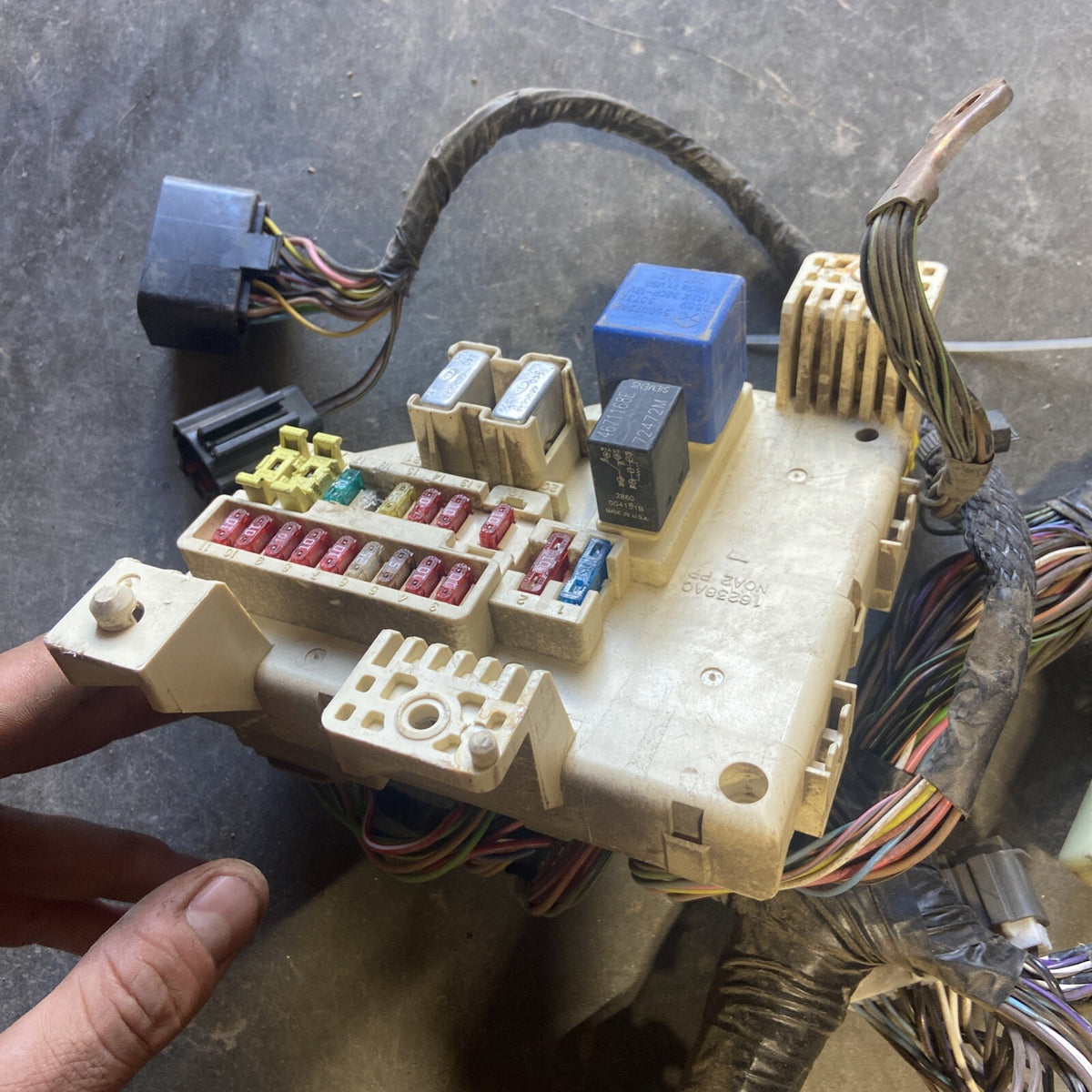 2000 - 2002 DODGE RAM CUMMINS MANUAL DASH WIRING HARNESS HEATED SEATS 56045361AF