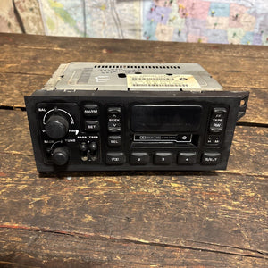 1994 - 2002 DODGE RAM 1500 2500 3500 OEM RADIO TAPE CASSETTE PLAYER P04858556