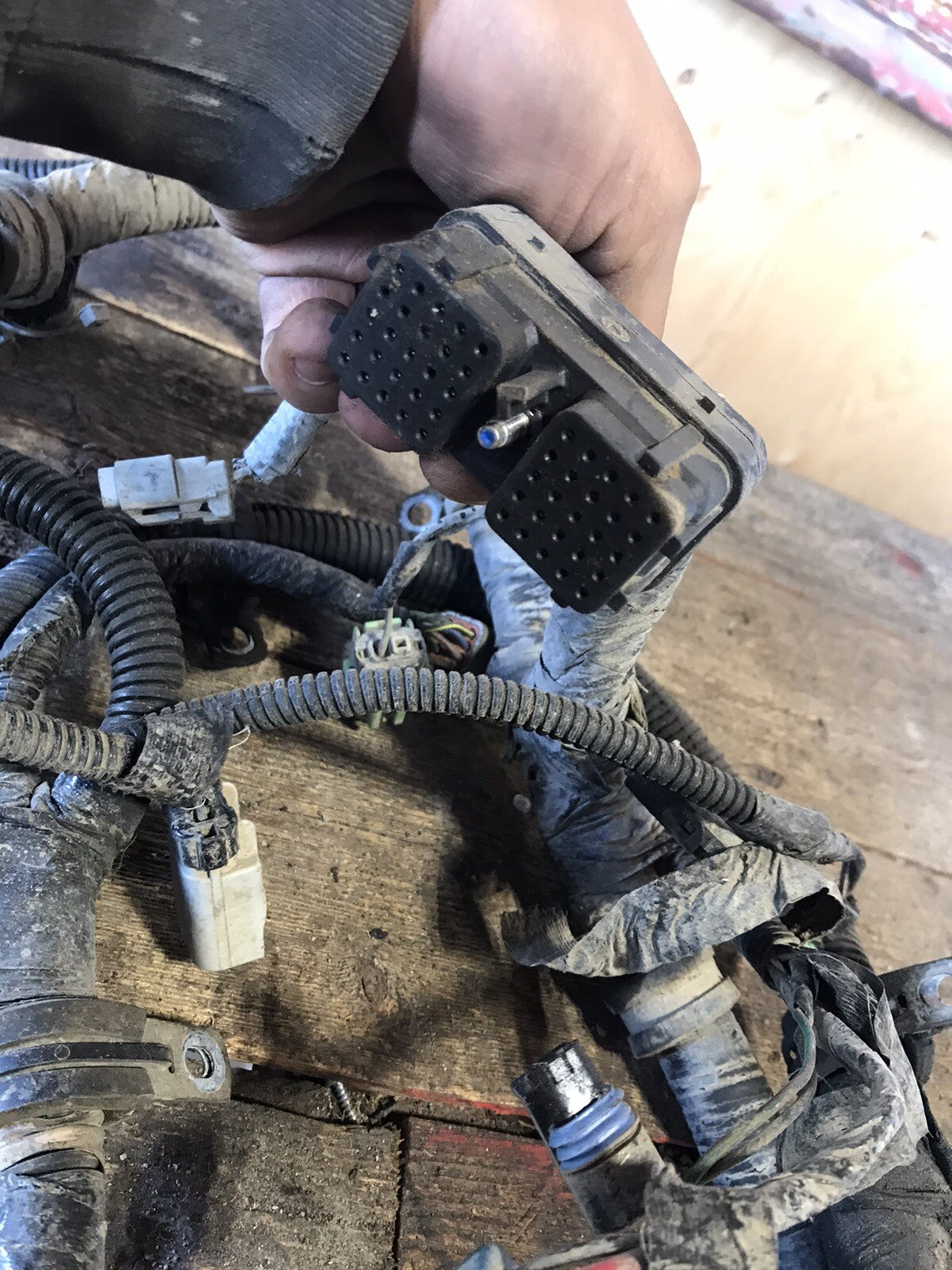 2002 DODGE RAM 2500 3500 CUMMINS MANUAL COMPLETE ENGINE WIRING HARNESS 3949898