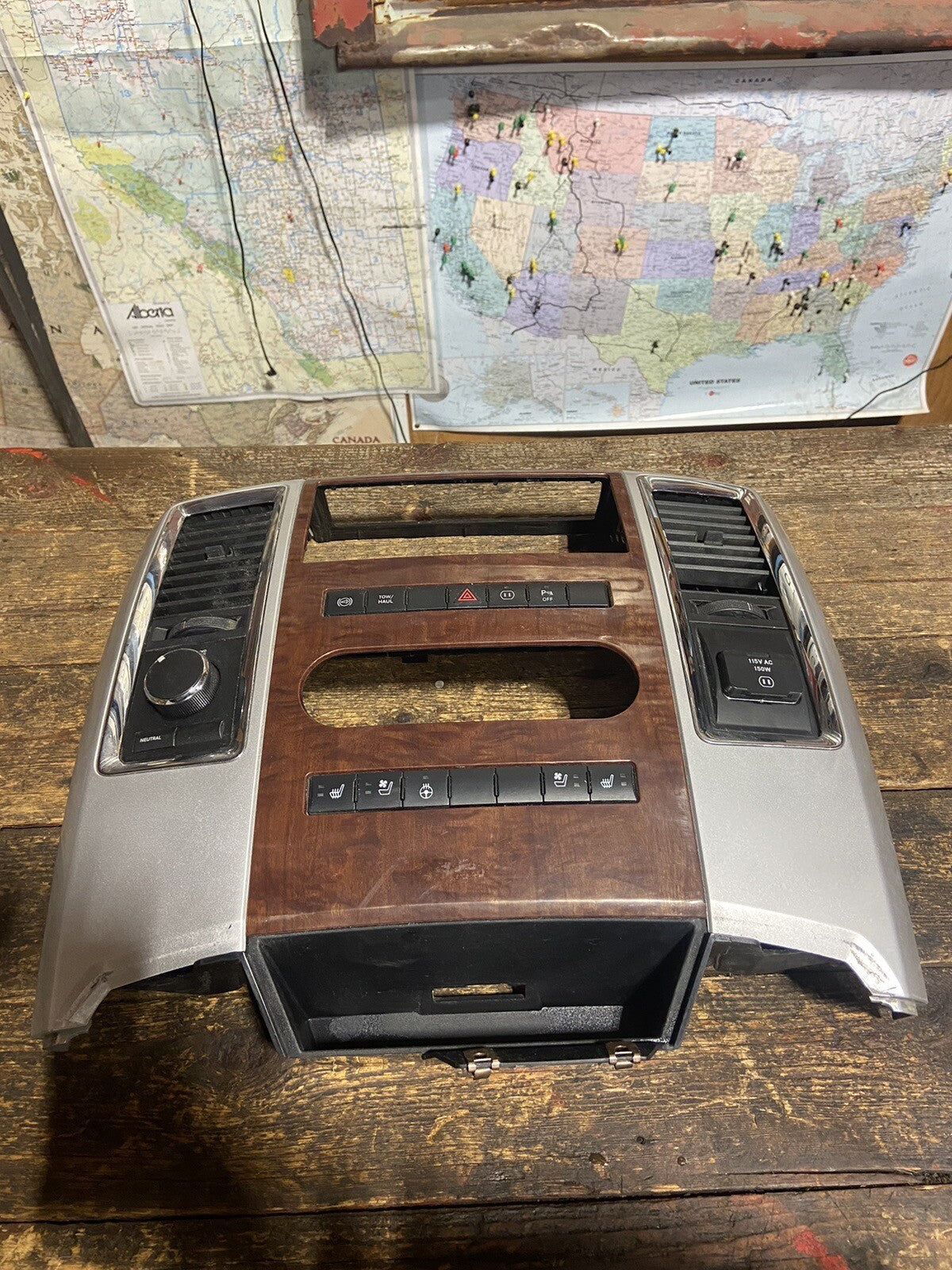 2010 2011 2012 DODGE RAM LARAMIE CENTER DASH BEZEL CONSOLE RADIO SURROUND