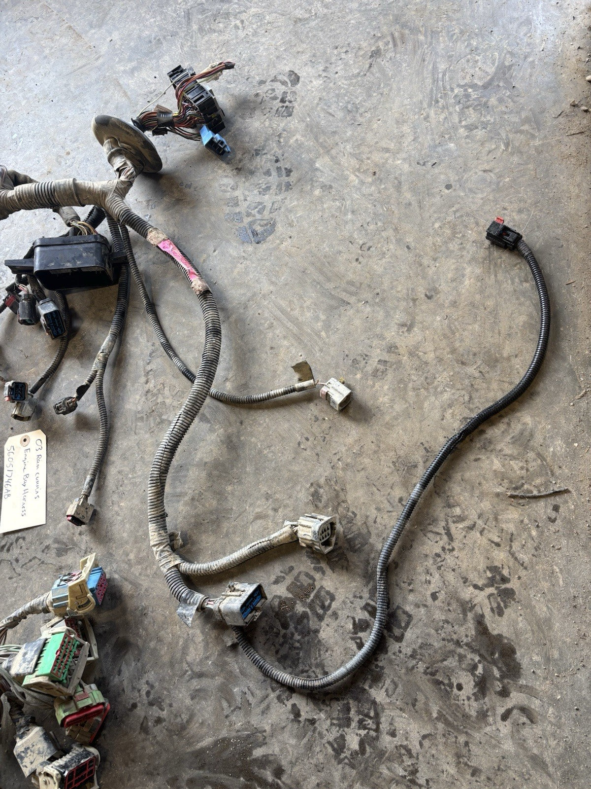 2003 2004 DODGE RAM 2500 3500 CUMMINS ENGINE BAY MANUAL TRANS HARNESS 56051746AB
