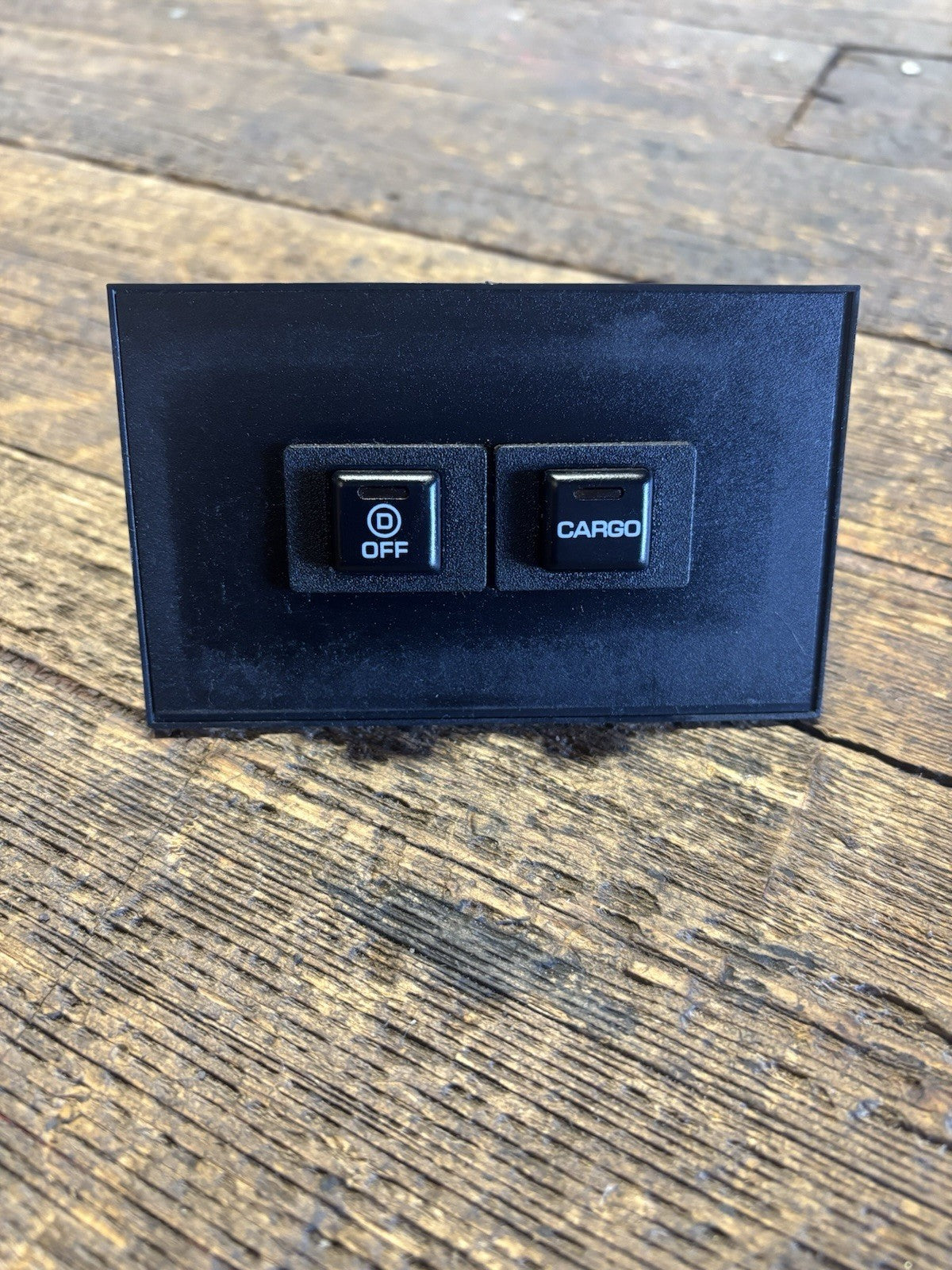 1991 1992 1993 DODGE RAM CUMMINS OVERDRIVE ON OFF SWITCH CARGO LIGHT 55026511