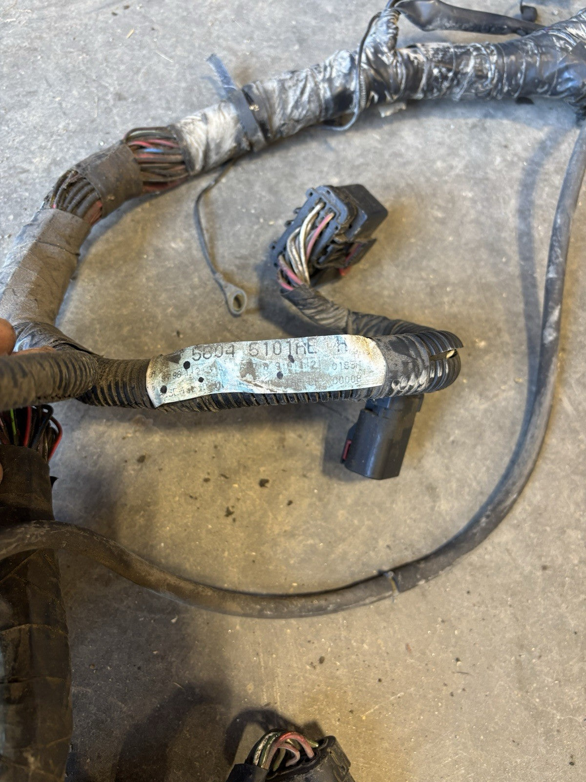 1998 DODGE RAM 2500 3500 12V 5.9L CUMMINS ENGINE BAY HARNESS 56045101AE